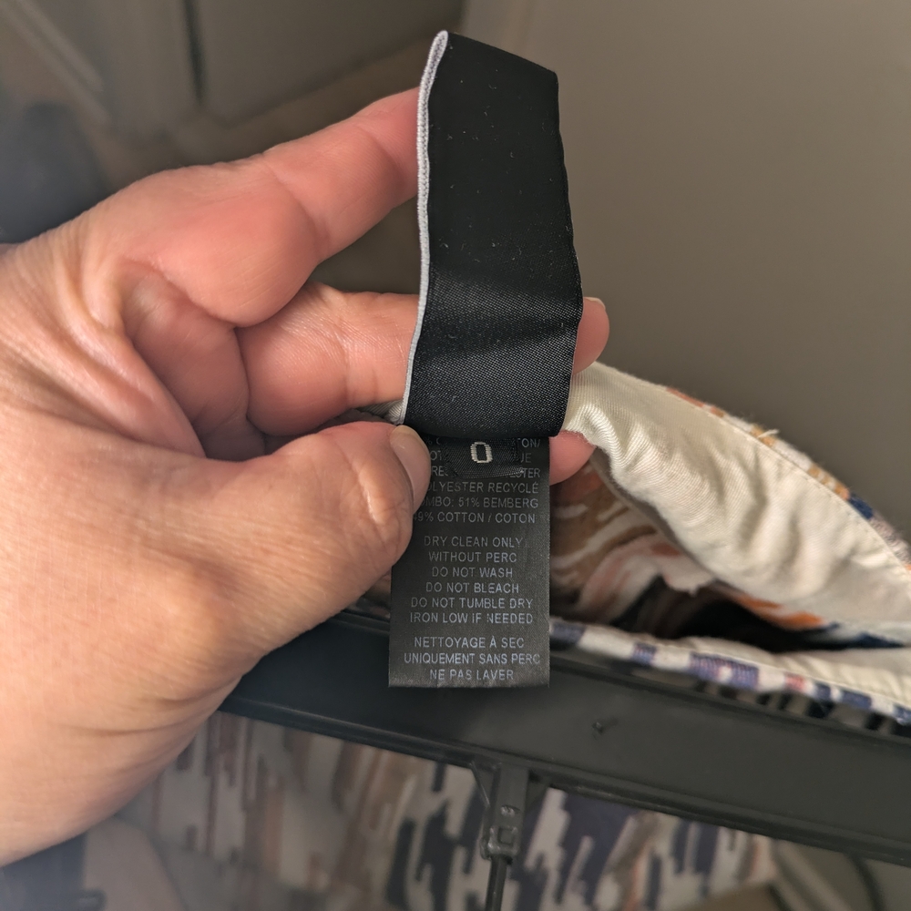 Stylish Multicolor Patterned Capris - Picture 9 of 16